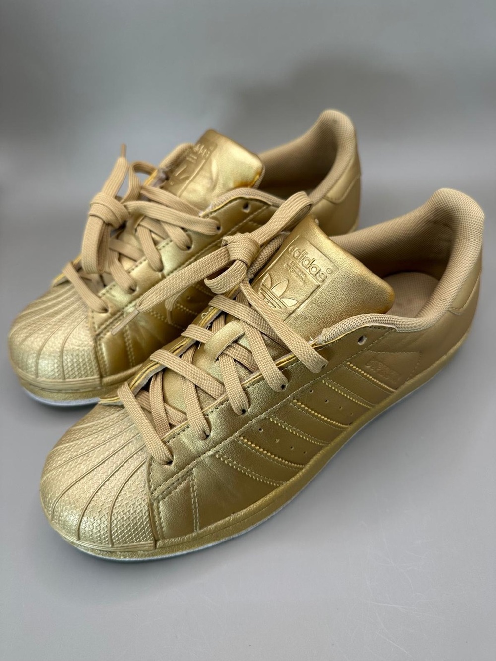 Adidas Superstar Gold Turtle Shell Shoes Size 7.5.